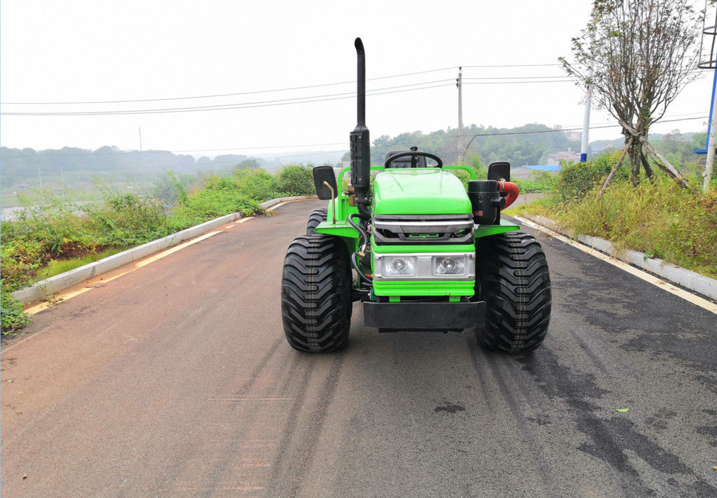 35HP le petit tracteur de rotation de quadruple du rayon 4wd pour la flottaison de plantation de palmier à huile de verger bande tout le véhicule de terrain fournisseur