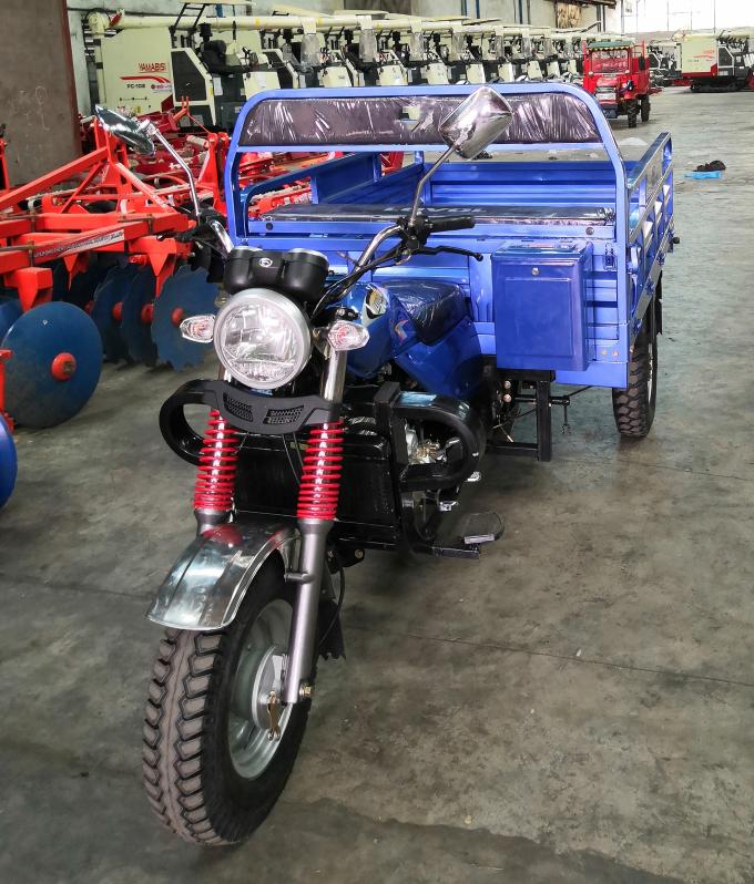 Tricycles de la cargaison motorisés par moteur 250cc de refroidissement à l'air de l'eau/utilisés dans la zone rurale 0